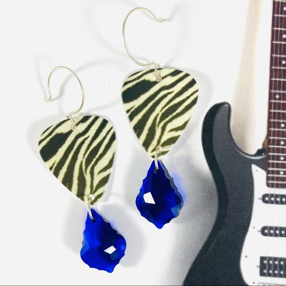 Killer zebra guitar pick earrings blue crystals